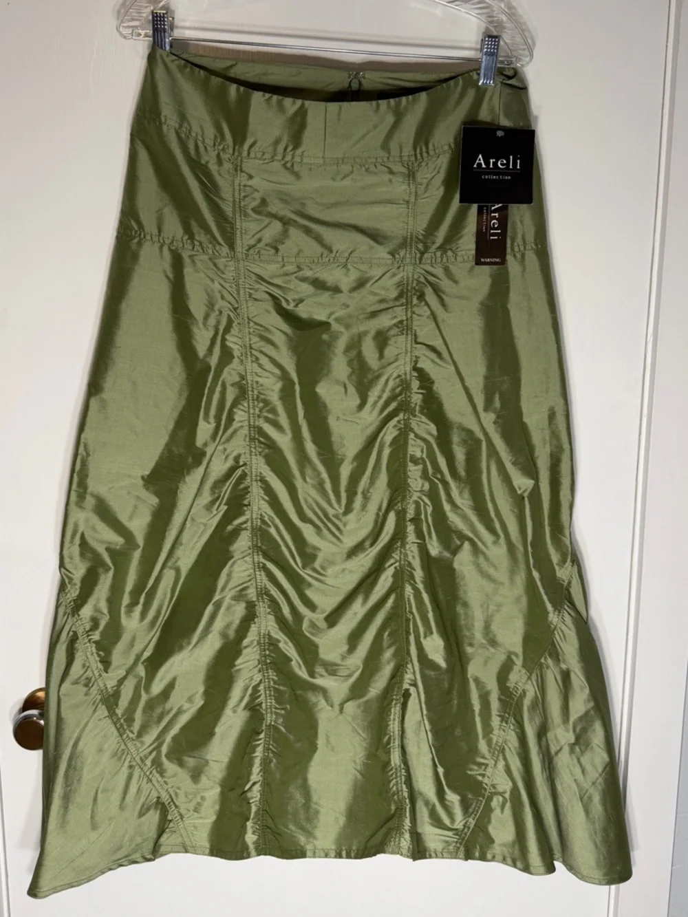 NWT: Areli Collection Green Silk A-Line Midi Skirt Size 10